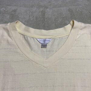Light yellow Vneck top ladies XL 100% cotton 3/4 sleeve.